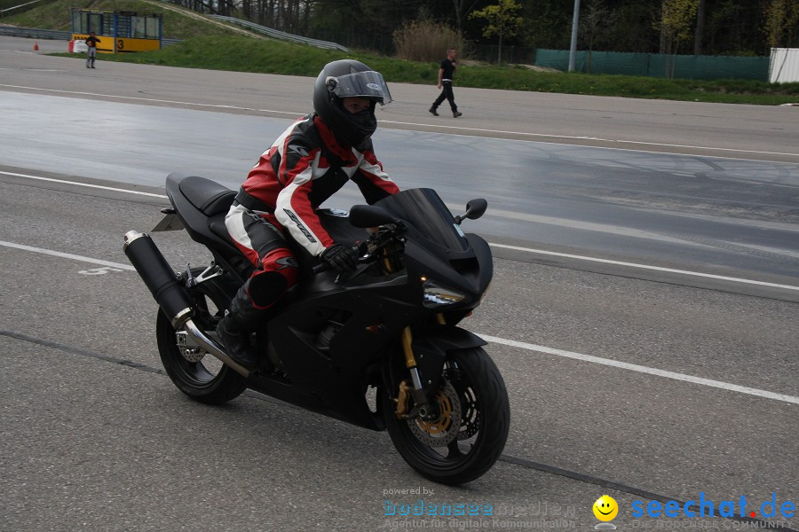 seechat.de Motorrad-Kurventraining: Start-up-Day-ADAC-Fahrsicherheitsanlage