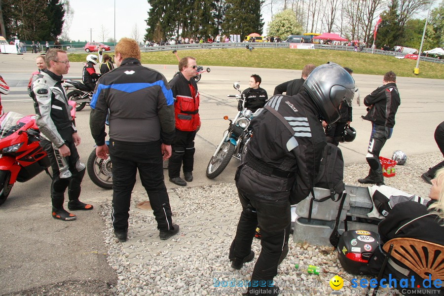 seechat.de Motorrad-Kurventraining: Start-up-Day-ADAC-Fahrsicherheitsanlage