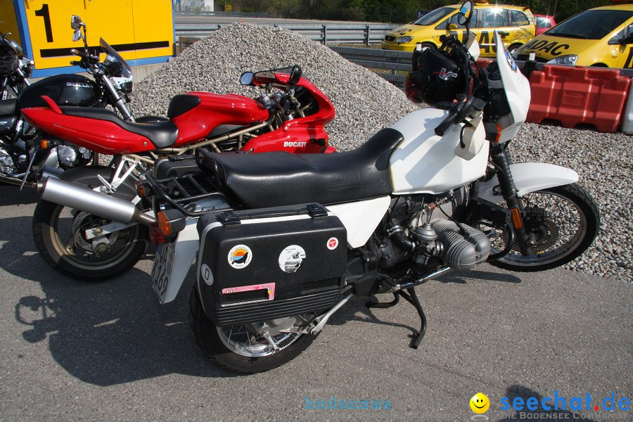 seechat.de Motorrad-Kurventraining: Start-up-Day-ADAC-Fahrsicherheitsanlage