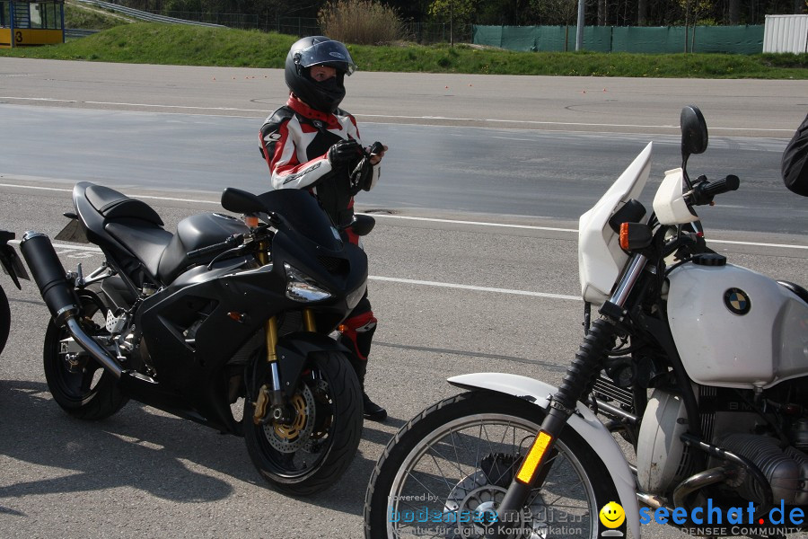 seechat.de Motorrad-Kurventraining: Start-up-Day-ADAC-Fahrsicherheitsanlage