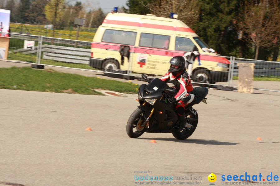 seechat.de Motorrad-Kurventraining: Start-up-Day-ADAC-Fahrsicherheitsanlage