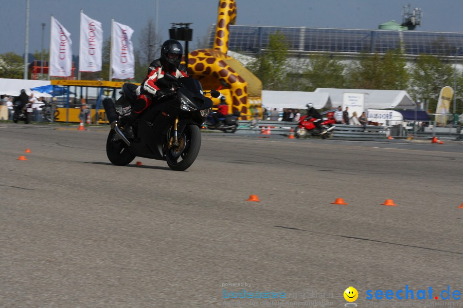 seechat.de Motorrad-Kurventraining: Start-up-Day-ADAC-Fahrsicherheitsanlage