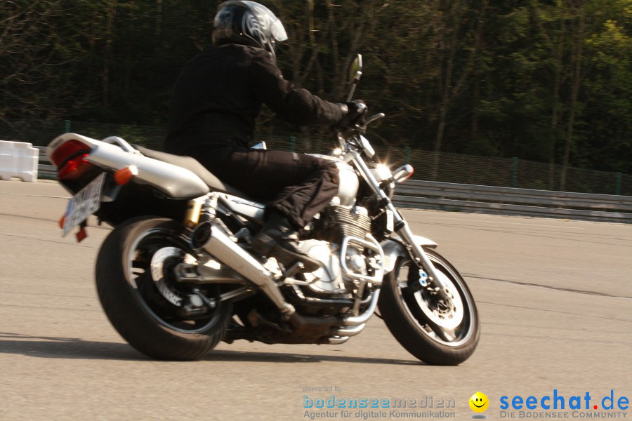 seechat.de Motorrad-Kurventraining: Start-up-Day-ADAC-Fahrsicherheitsanlage