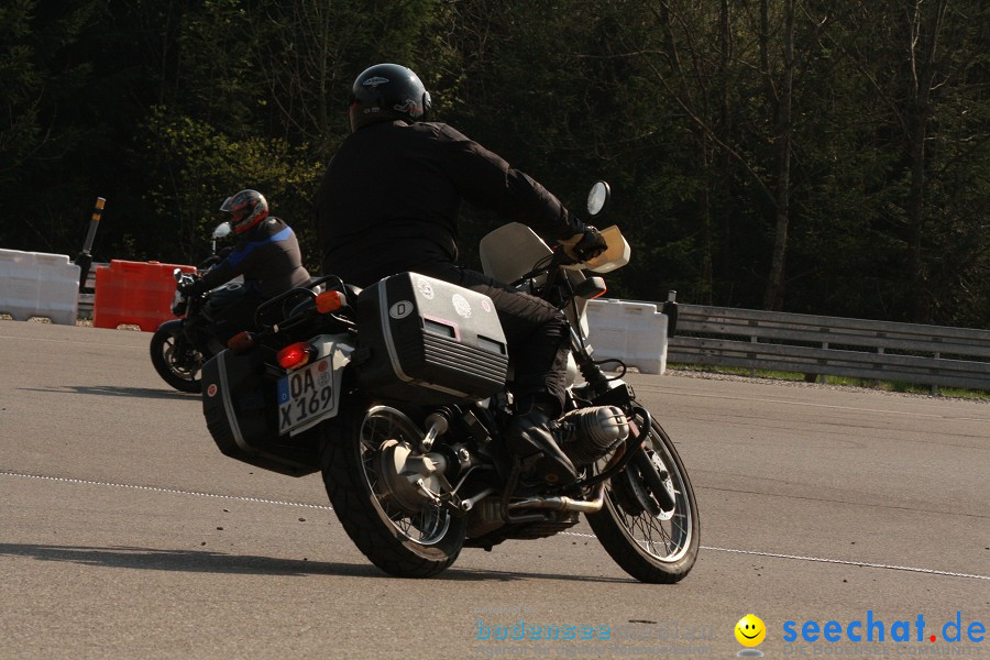 seechat.de Motorrad-Kurventraining: Start-up-Day-ADAC-Fahrsicherheitsanlage