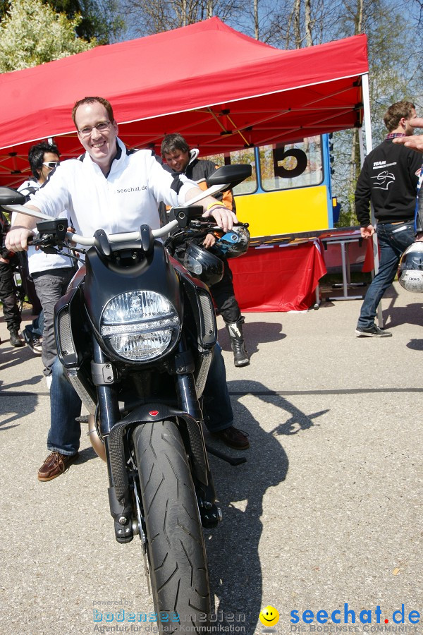 seechat.de Motorrad-Kurventraining: Start-up-Day-ADAC-Fahrsicherheitsanlage