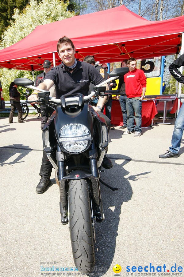 seechat.de Motorrad-Kurventraining: Start-up-Day-ADAC-Fahrsicherheitsanlage