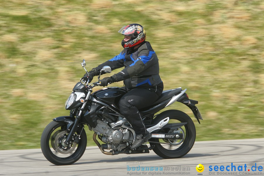 seechat.de Motorrad-Kurventraining: Start-up-Day-ADAC-Fahrsicherheitsanlage