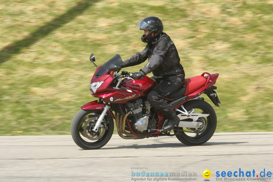 seechat.de Motorrad-Kurventraining: Start-up-Day-ADAC-Fahrsicherheitsanlage