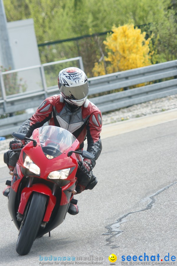 seechat.de Motorrad-Kurventraining: Start-up-Day-ADAC-Fahrsicherheitsanlage