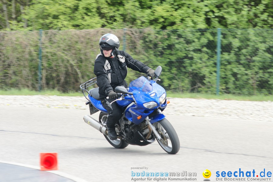 seechat.de Motorrad-Kurventraining: Start-up-Day-ADAC-Fahrsicherheitsanlage