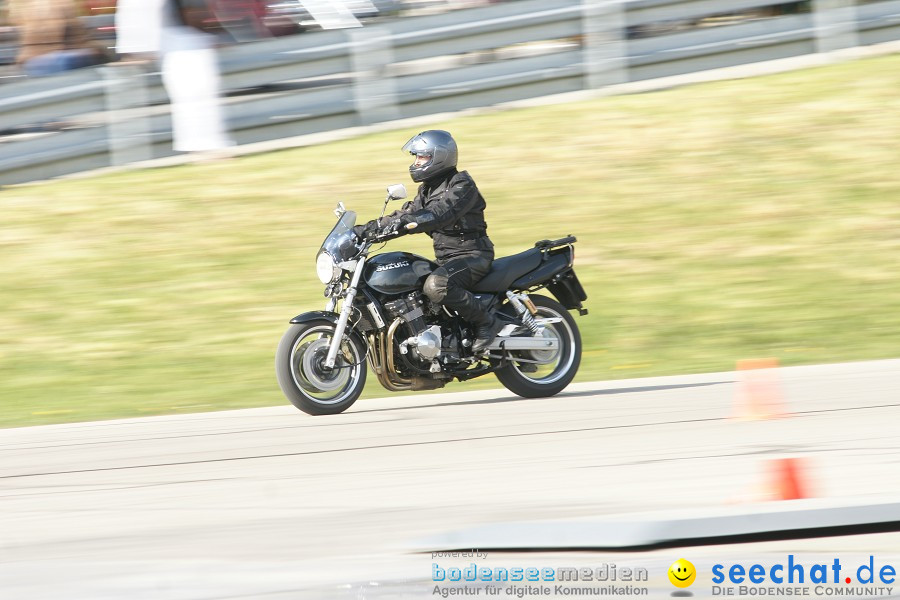 seechat.de Motorrad-Kurventraining: Start-up-Day-ADAC-Fahrsicherheitsanlage