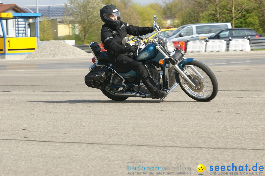 seechat.de Motorrad-Kurventraining: Start-up-Day-ADAC-Fahrsicherheitsanlage