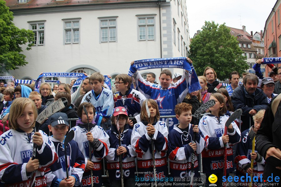 Meisterfeier Eishockey: Ravensburg Towerstars: Ravensburg, 29.04.2011