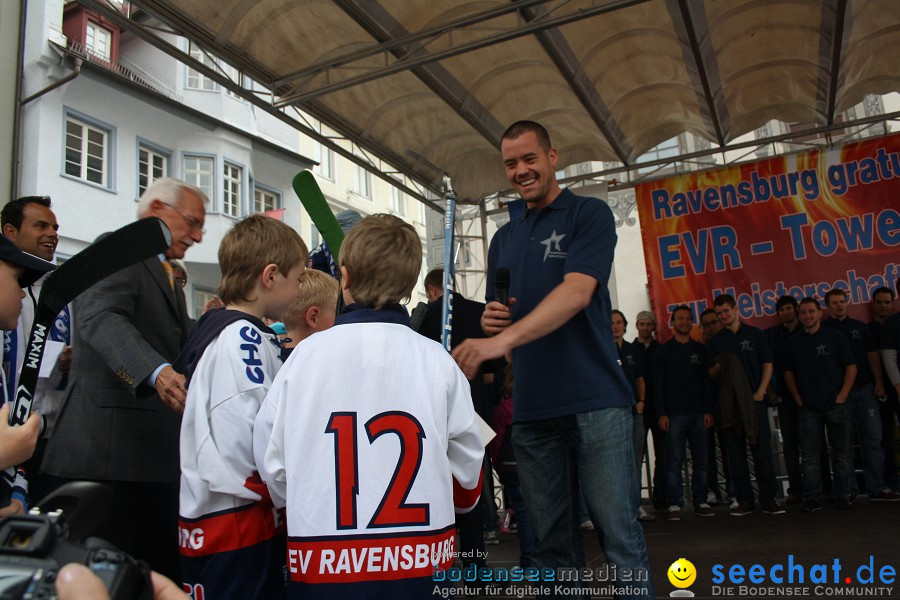 Meisterfeier Eishockey: Ravensburg Towerstars: Ravensburg, 29.04.2011