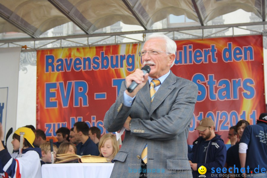 Meisterfeier Eishockey: Ravensburg Towerstars: Ravensburg, 29.04.2011