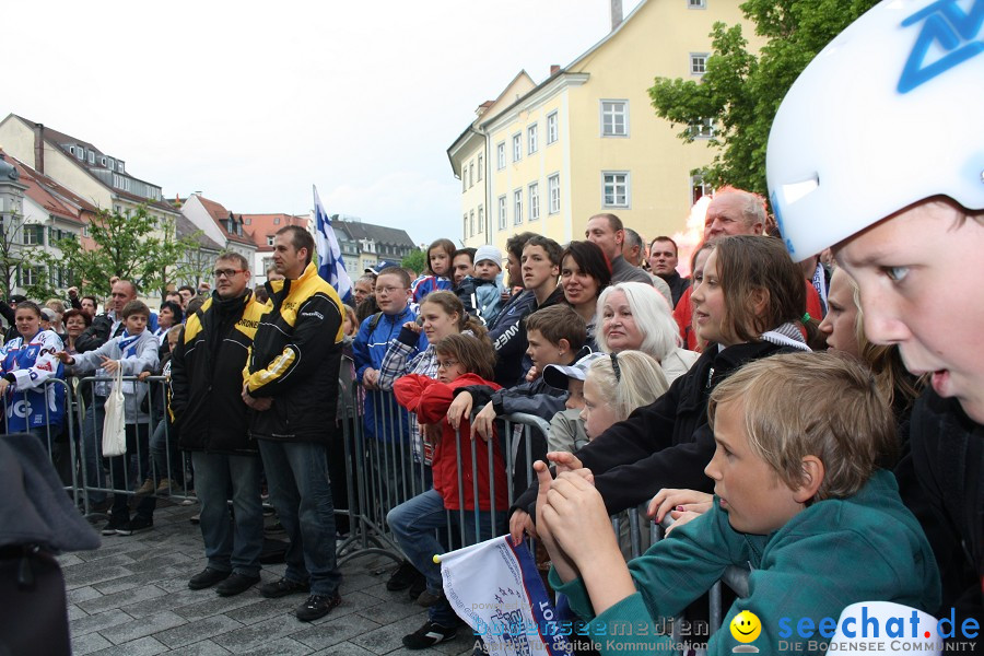 Meisterfeier Eishockey: Ravensburg Towerstars: Ravensburg, 29.04.2011