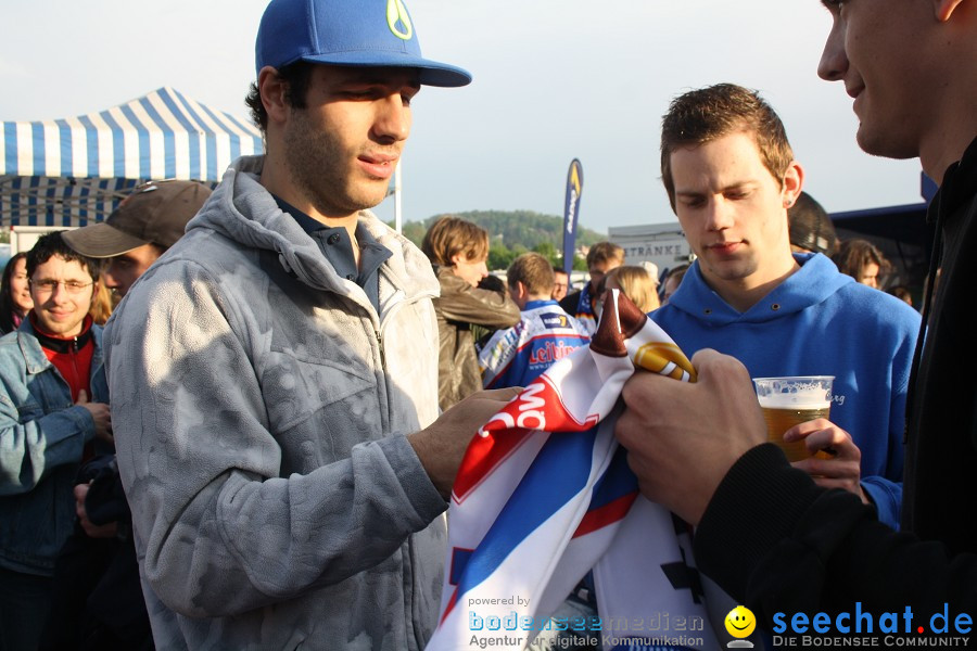 Meisterfeier Eishockey: Ravensburg Towerstars: Ravensburg, 29.04.2011