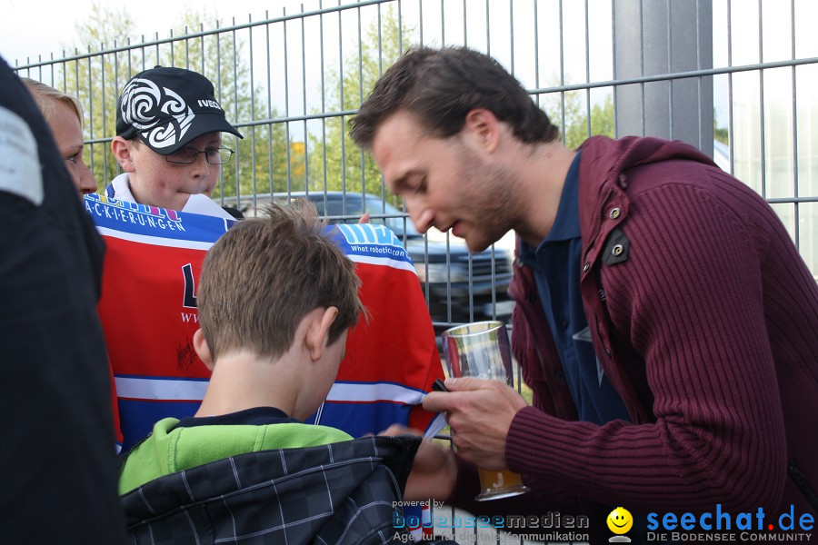 Meisterfeier Eishockey: Ravensburg Towerstars: Ravensburg, 29.04.2011